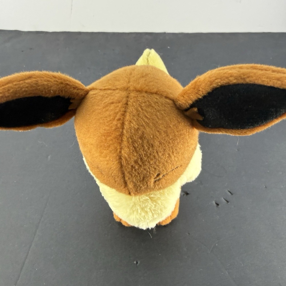 Pokemon Eevee Plush Stuffed Animal Toy Tomy 2016 Nintendo 7" Closed Eyes - Picture 2 of 11